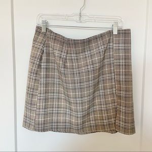 Super cute plaid mini skirt